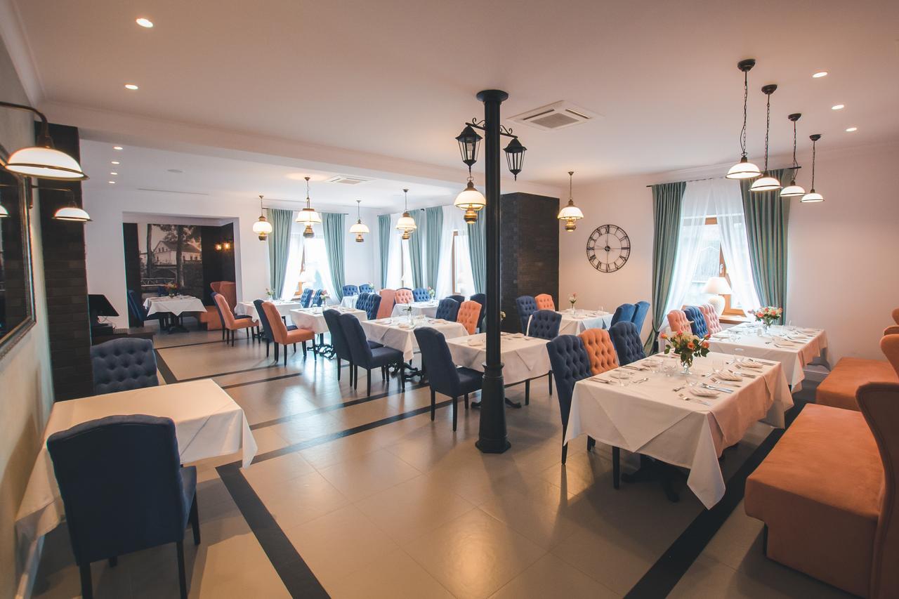 Novopolska - Hotel I Restauracja Косцян Екстер'єр фото