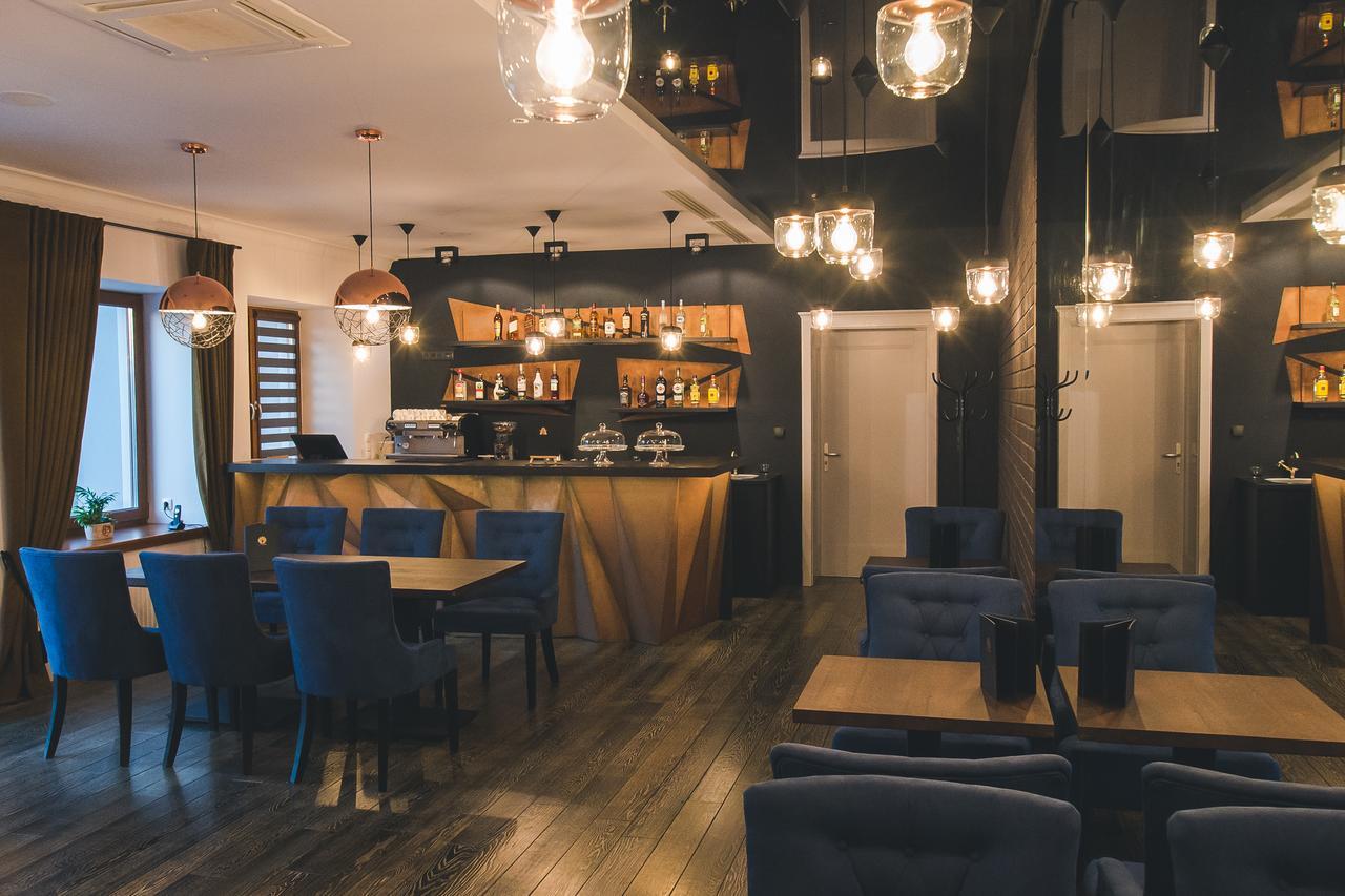 Novopolska - Hotel I Restauracja Косцян Екстер'єр фото