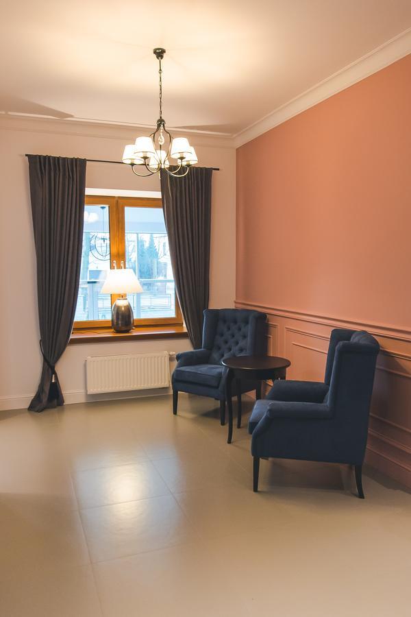 Novopolska - Hotel I Restauracja Косцян Екстер'єр фото