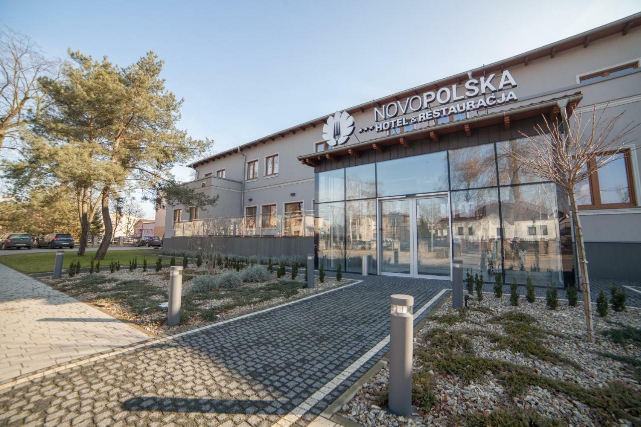 Novopolska - Hotel I Restauracja Косцян Екстер'єр фото